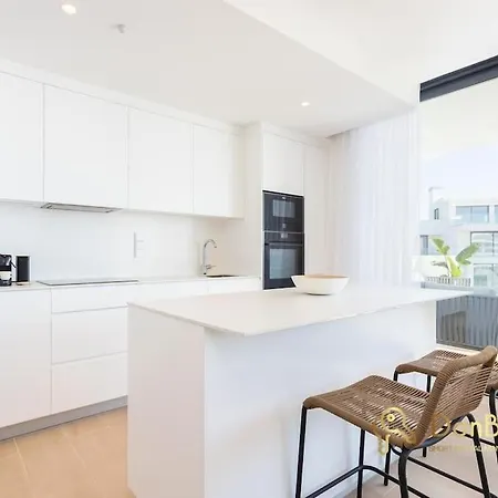 Apartment In Higueron West