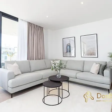 Apartment In Higueron West