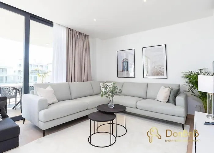 Appartement In Higueron West